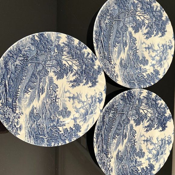 Vintage Ridgway Staffordshire Ironstone "Meadow Sweet" Dinner Plates - Set of 3 - Picture 3 of 3
